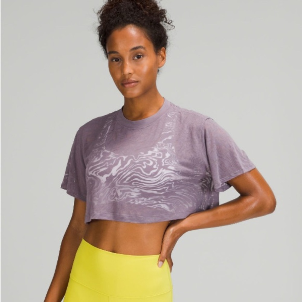 Lululemon Veil Tee